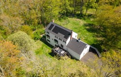 225 Bethmour Road, Bethany, CT 06524