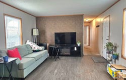 805 VALLEY HO, Lansing, MI 48917