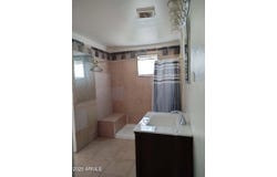 6706 N 54TH Drive, Glendale, AZ 85301