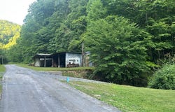 1602 1602 Bennys Branch Rd, Whitewood, VA 24651