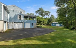 15 Arrowhead  Road, Topsfield, MA 01983