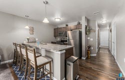 872 S Sycamore Ave, Sioux Falls, SD 57110