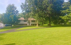 15294 Skyway Drive, Bonner Springs, KS 66012