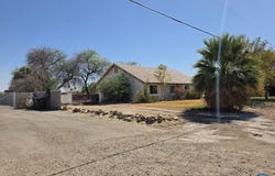 637 Hamblet Rd, Imperial, CA 92251
