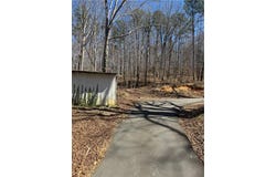 202 Henderson Falls Road, Toccoa, GA 30577