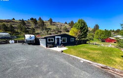 858 E MAIN ST, John Day, OR 97845
