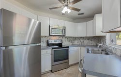 1101 S THOMPSON AVENUE, DELAND, FL 32720