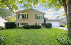 213 5th Street NE, Grand Meadow, MN 55936