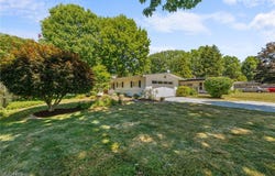 53 Wellesly Boulevard, OH 44077