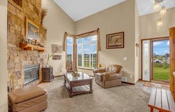 6991 NE 27th Avenue, Altoona, IA 50009