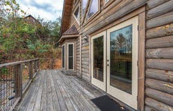 820 Crest View Drive, Gatlinburg, TN 37738