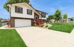 725 E 15th Street N, Newton, IA 50208