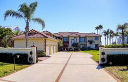 4 Oceanside Dr., St Augustine Beach, FL 32080