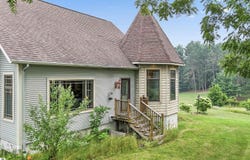 16186 N 200th Avenue, Leroy, MI 49655