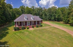 165 Hunters Glen Lane, Henderson, TN 38340