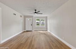 1724 Hillcrest Drive, Carthage, MO 64836