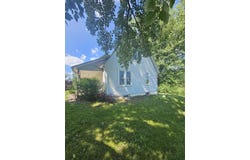 108 Bunker Hill Street, Potosi, WI 53820