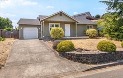 161 UMPQUA VIEW DR, Roseburg, OR 97471
