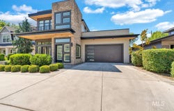 2563 N N 23rd    Place, Boise, ID 83702