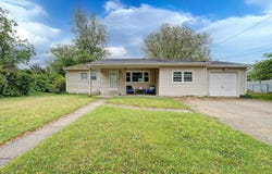 1026 W Groveland Ave, Somers Point, NJ 08244