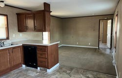 820 South Chinowth Road, Visalia, CA 93277