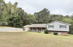 2263 Ridge Road, Columbus, MS 39705