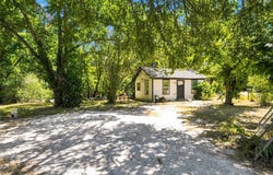 2000 Parrish Street, Bellmead, TX 76705