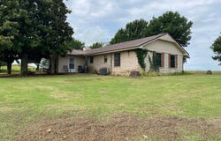 161058 N HWY 81, Marlow, OK 73055