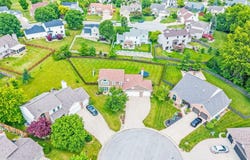 10729 Lone Tree Place, Fort Wayne, IN 46818-8879