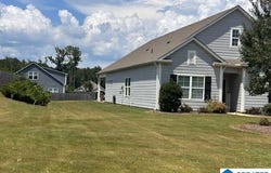 1142 MOUNTAIN LAUREL CIRCLE, MOODY, AL 35004