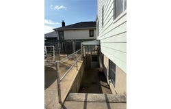 22 E Maple Street, Valley Stream, NY 11580