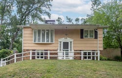 7610 Lake Wood Drive, Portage, MI 49002