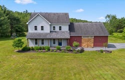 49 Stone Bridge Lane, Jericho, VT 05465