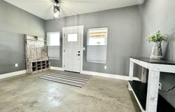37 Sunflower Dr., Flora, IL 62839