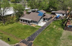 304 W Alameda Street, Iowa Park, TX 76367