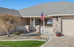 12 N 93rd Ave, Yakima, WA 98908