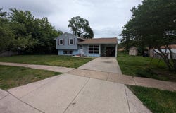 4 LAKECREST CIRCLE, GREENBELT, MD 20770