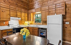 1527 Parker Road, Suches, GA 30572