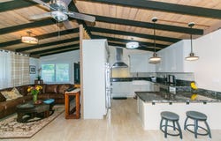 545 Kekupua Street, Honolulu, HI 96825