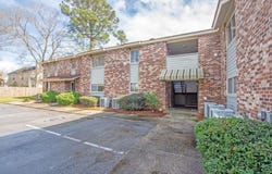 805 Andrea Lane, Hanahan, SC 29410