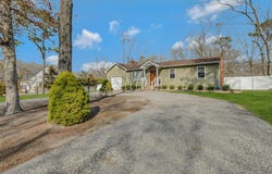 226 Highview Drive, Calverton, NY 11933