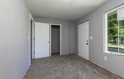827 S Griffith Avenue, Aurora, MO 65605