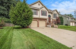 4006 N 38th Street, St Joseph, MO 64506