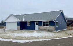 415 4th Avenue SE, Saint Joseph, MN 56374