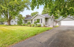 512 S Elida, WINNEBAGO, IL 61088