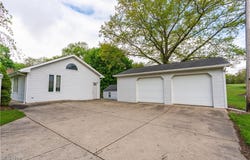 7251 Minerva Road SE, Waynesburg, OH 44688