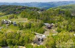 416 Summerset Drive, Hendersonville, NC 28792