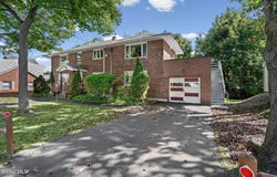 10 Pine Street, Albany, NY 12203