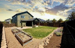 2522 NW Hemlock Way, Redmond, OR 97756