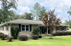 301 Clebourne Avenue, Chickamauga, GA 30707